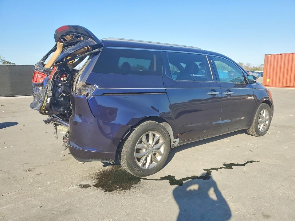 2021 Kia SEDONA VIN KNDMC5C17M6666785 COPART salvage auction — REAR END, Salvage Title, sold $3,650 on 2026-07-16 (photo 3)