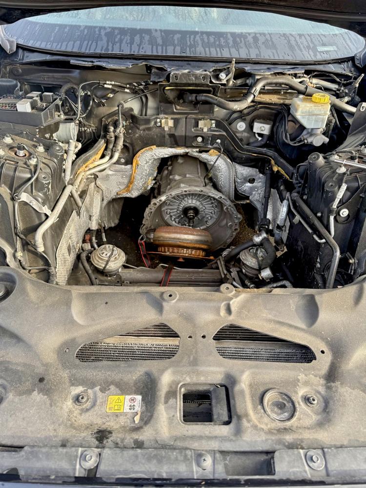 2013 Jaguar Xj series VIN SAJWA2GB2DLV42961 COPART salvage auction — NORMAL WEAR, Ca - Dis/Dlr/Exp Only Clean Title (P), sold $1,000 on 2026-07-20 (photo 7)