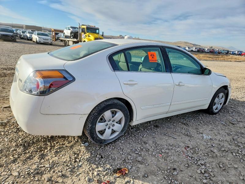 2007 Nissan Altima VIN 1N4AL21E27C173244 COPART salvage auction — MINOR DENT/SCRATCHES, Ut - Certificate Of Title, sold $150 on 2026-07-10 (photo 3)