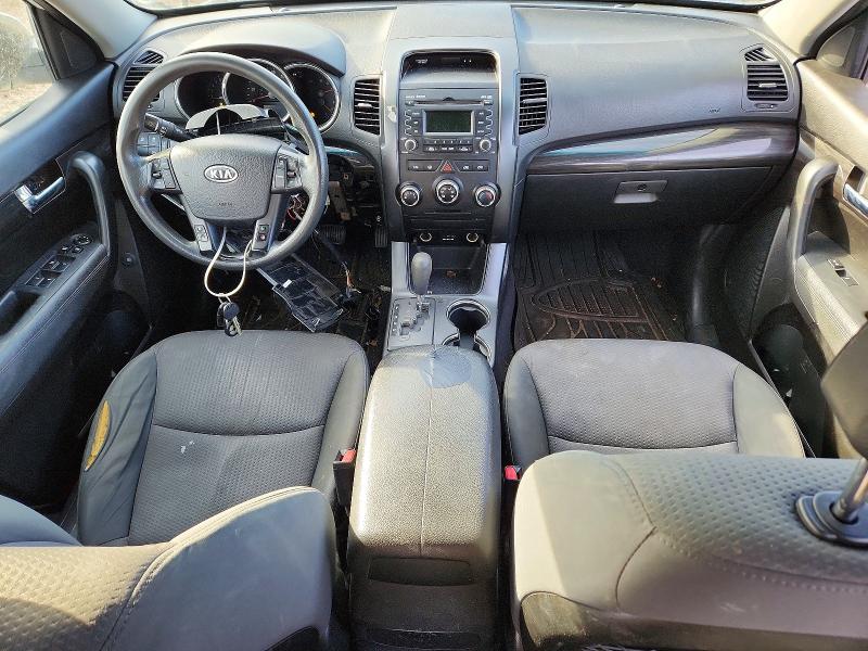 2013 Kia Sorento VIN 5XYKT3A17DG324118 COPART salvage auction — MINOR DENT/SCRATCHES, Ct - Cert Of Title-Parts Only Salva, sold $500 on 2026-07-28 (photo 8)