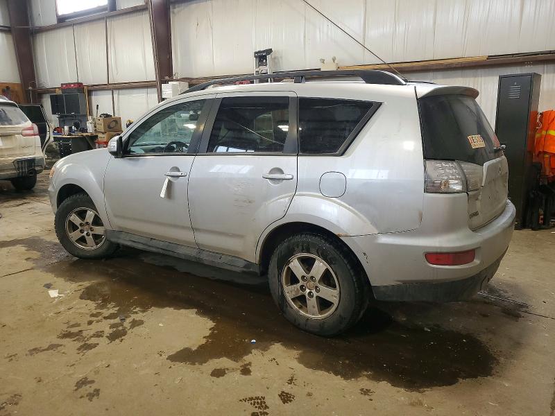 2010 Mitsubishi Outlander VIN JA4JT3AX1AZ604429 COPART salvage auction — VANDALISM, AB - BOS - SALVAGE, sold $300 on 2026-07-16 (photo 2)