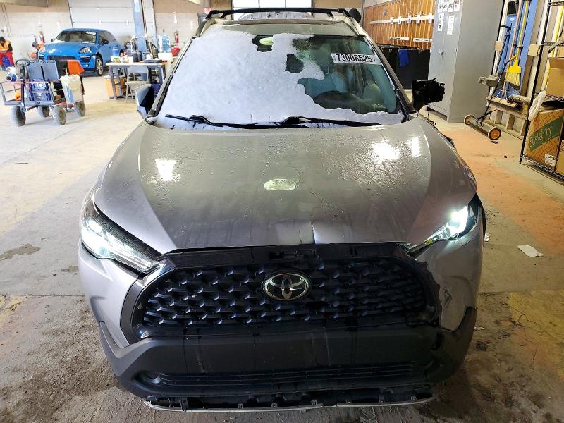 2022 Toyota Corolla cross VIN 7MUBAABG6NV038199 COPART salvage auction — FRONT END, Salvage Title, sold $500 on 2026-07-21 (photo 5)