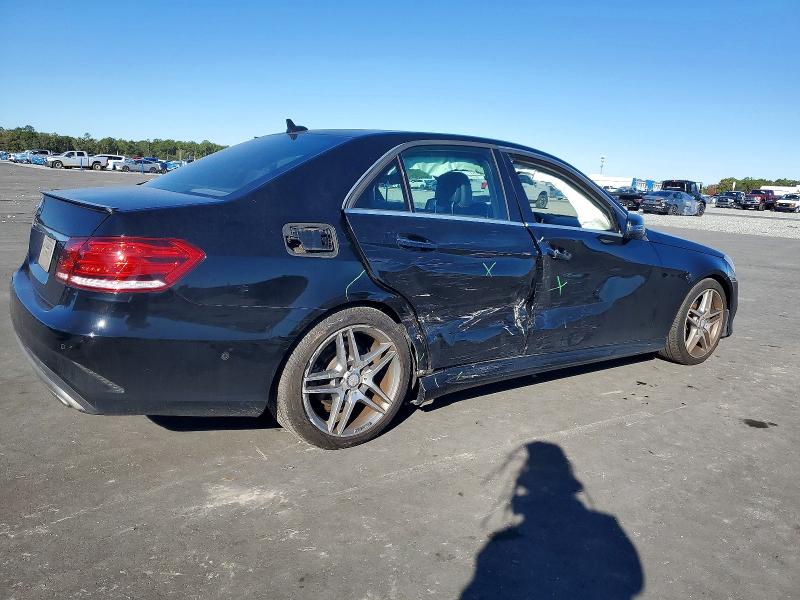 2014 Mercedes-benz E-klasse VIN WDDHF5KB8EA996829 COPART salvage auction — SIDE, Fl - Cert Of Title Slvg Rebuildable, sold $2,400 on 2026-07-13 (photo 3)
