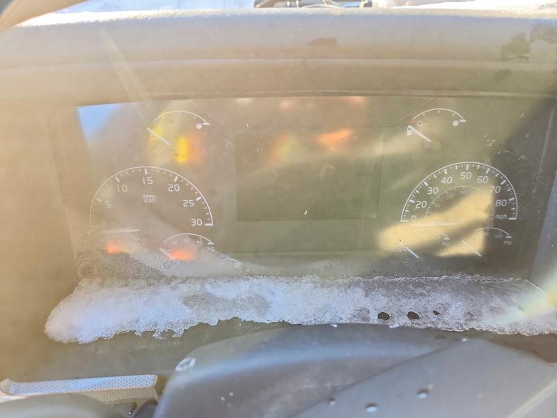 2022 Volvo VIN 4V5KC9EH0NN601762 COPART salvage auction — FRONT END, Md - Cert Of Salvage > 75% Damage, sold $71,000 on 2026-07-28 (photo 8)