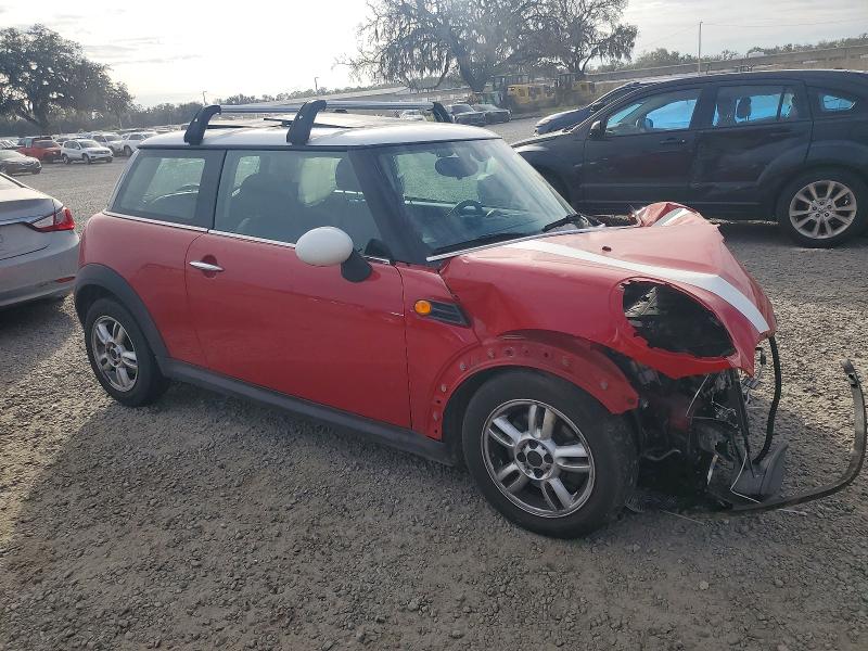 2013 Mini Cooper VIN WMWSU3C50DT692378 COPART salvage auction — FRONT END, Fl - Cert Of Title Slvg Rebuildable, sold $350 on 2026-07-31 (photo 4)