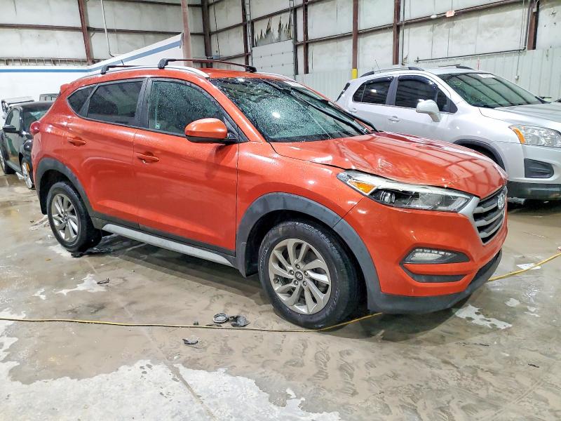 2017 Hyundai Tucson VIN KM8J33A45HU521889 COPART salvage auction — SIDE, Ky - Cert Of Title-Salvage, sold $1,800 on 2026-07-15 (photo 4)