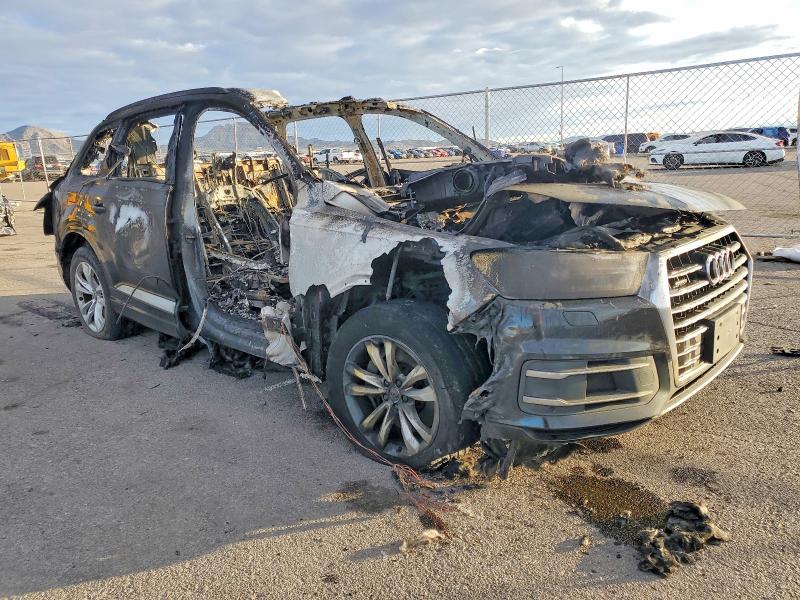 2019 Audi Q7 VIN WA1AAAF75KD015191 COPART salvage auction — BURN, Nv - Non-Repairable Vehicle Cert, sold $700 on 2026-07-06 (photo 4)