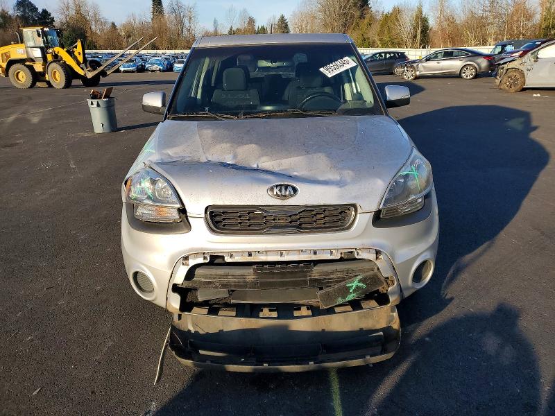 2013 Kia Soul VIN KNDJT2A6XD7537711 COPART salvage auction — FRONT END, OR - LIEN PAPERS SALVAGE, sold $525 on 2026-07-13 (photo 5)