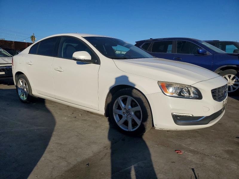 2014 Volvo S60 VIN YV1612FS9E2294614 COPART salvage auction — MINOR DENT/SCRATCHES, Ca - Dis/Dlr/Exp Only Clean Title, sold $2,000 on 2026-07-24 (photo 4)