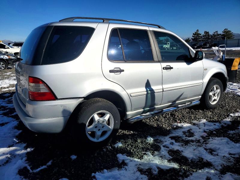 2000 Mercedes-benz M-klasse VIN 4JGAB54E6YA210542 COPART salvage auction — MINOR DENT/SCRATCHES, Nv - Salvage Title, sold $90 on 2026-07-02 (photo 3)