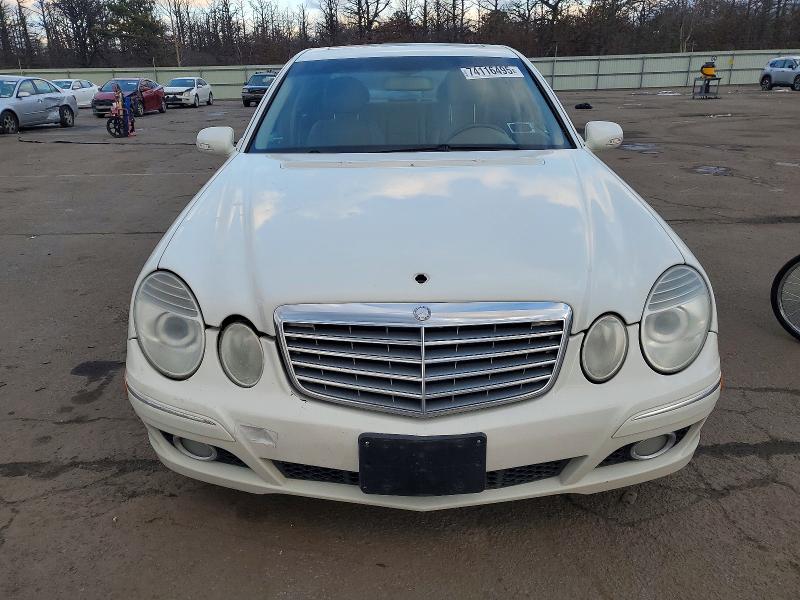 2009 Mercedes-benz E-class VIN WDBUF87X19B418763 COPART salvage auction — REAR END, Ny - Mv907A-Parts Only, sold $400 on 2026-07-15 (photo 5)