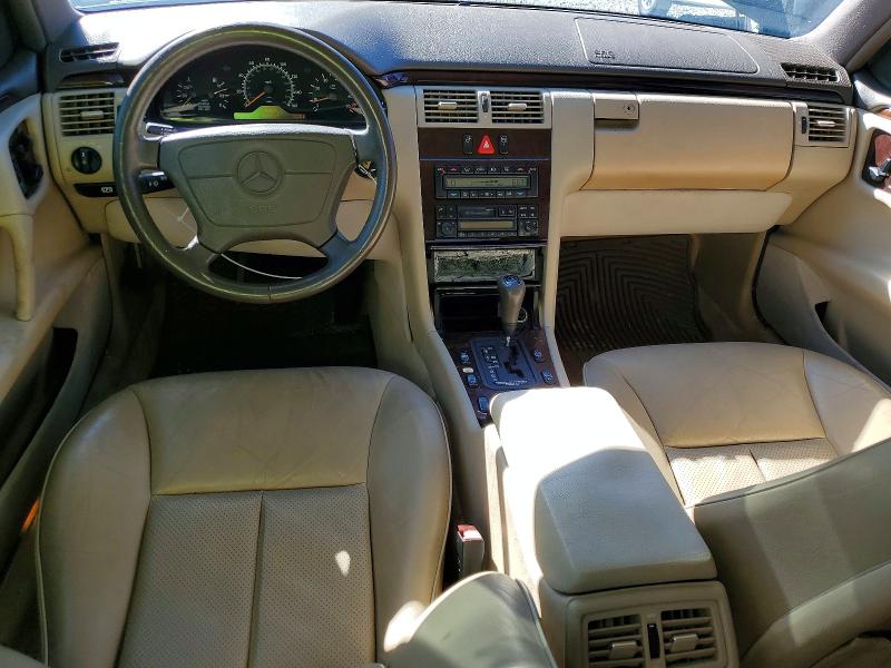 1997 Mercedes-benz E-class VIN WDBJF55FXVA435363 COPART salvage auction — NORMAL WEAR, In - Certificate Of Title, sold $1,050 on 2026-07-20 (photo 8)