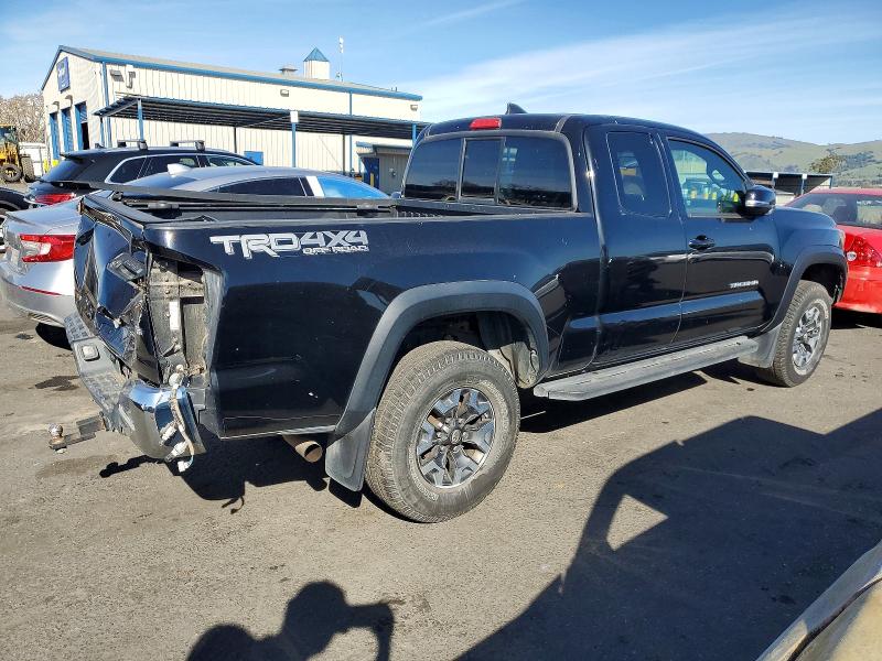 2017 Toyota Tacoma VIN 5TFSZ5ANXHX062787 COPART salvage auction — REAR END, Salvage Title, sold $8,400 on 2026-07-14 (photo 3)