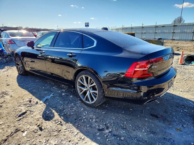 2018 Volvo S90 VIN LVY992MK9JP032354 COPART salvage auction — FRONT END, Mo - Salvage Certificate Of Title, sold $7,800 on 2026-07-27 (photo 2)