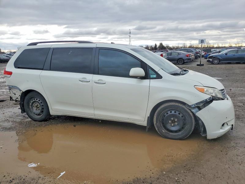 2012 Toyota Sienna VIN 5TDDK3DCXCS043523 COPART salvage auction — REAR END, ON - PERMIT NO BRAND - UNFIT, sold $1,900 on 2026-07-16 (photo 4)