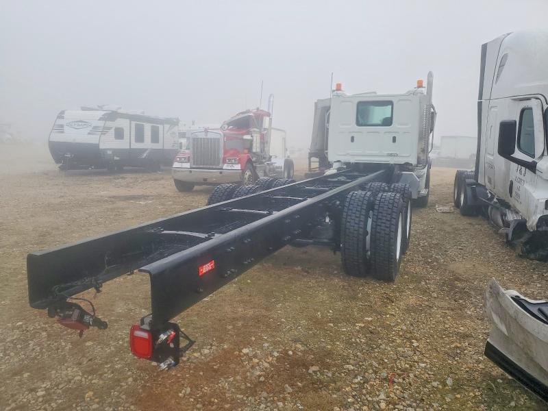 2025 Western star/auto car VIN 5KKHBPDV9SPVV6294 COPART salvage auction — WATER/FLOOD, KS - CERT OF TITLE-SALVAGE, sold $94,500 on 2026-10-08 (photo 4)