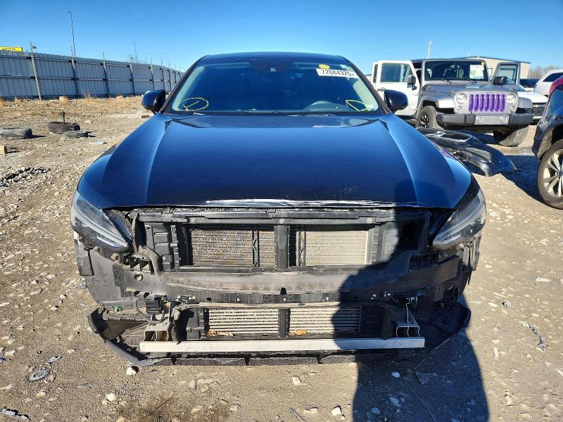 2018 Volvo S90 VIN LVY992MK9JP032354 COPART salvage auction — FRONT END, Mo - Salvage Certificate Of Title, sold $7,800 on 2026-07-27 (photo 5)