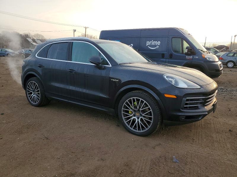 2019 Porsche Cayenne VIN WP1AE2AY4KDA50934 COPART salvage auction — Minor Dent/Scratches, PA - CERT OF TITLE (P), sold $22,500 on 2026-04-30 (photo 4)