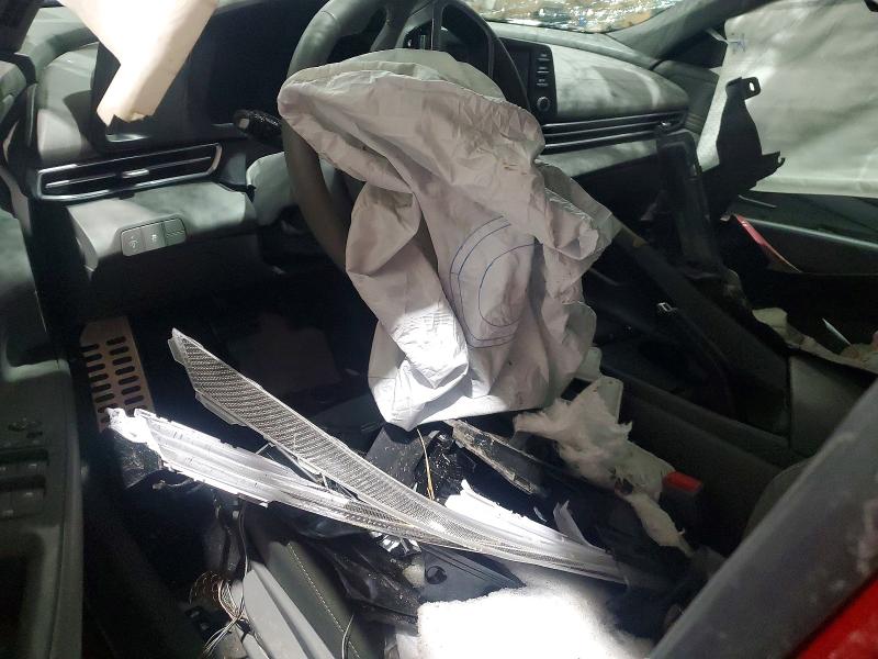 2025 Hyundai Elantra VIN KMHLM4DG1SU963397 COPART salvage auction — ROLLOVER, Salvage Title, sold $900 on 2026-07-20 (photo 8)