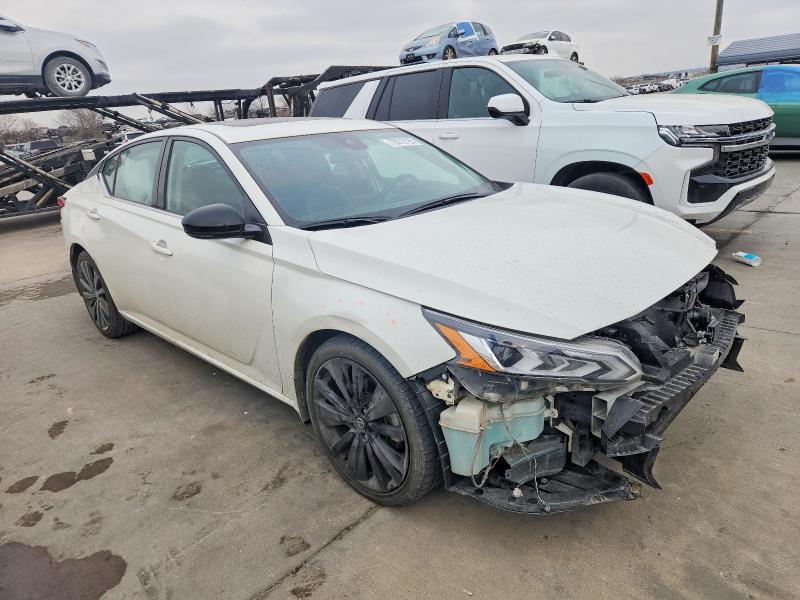 2022 Nissan Altima VIN 1N4BL4CV9NN413209 COPART salvage auction — FRONT END, TX - SALVAGE VEHICLE TITLE, sold $5,700 on 2026-07-02 (photo 4)