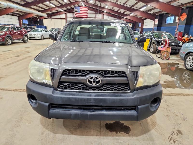 2011 Toyota Tacoma VIN 5TFNX4CNXBX002526 COPART salvage auction — MINOR DENT/SCRATCHES, Vt - Certificate Of Title, sold $5,500 on 2026-07-31 (photo 5)