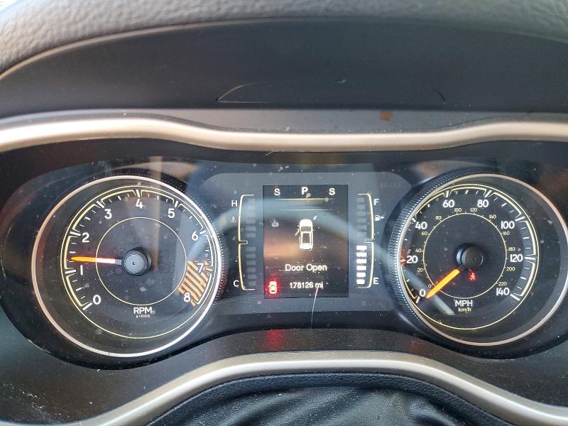 2015 Jeep Cherokee VIN 1C4PJMCS7FW610533 COPART salvage auction — FRONT END, NY - MV907A-PARTS ONLY W/LIENHOLDER, sold $350 on 2026-07-02 (photo 9)
