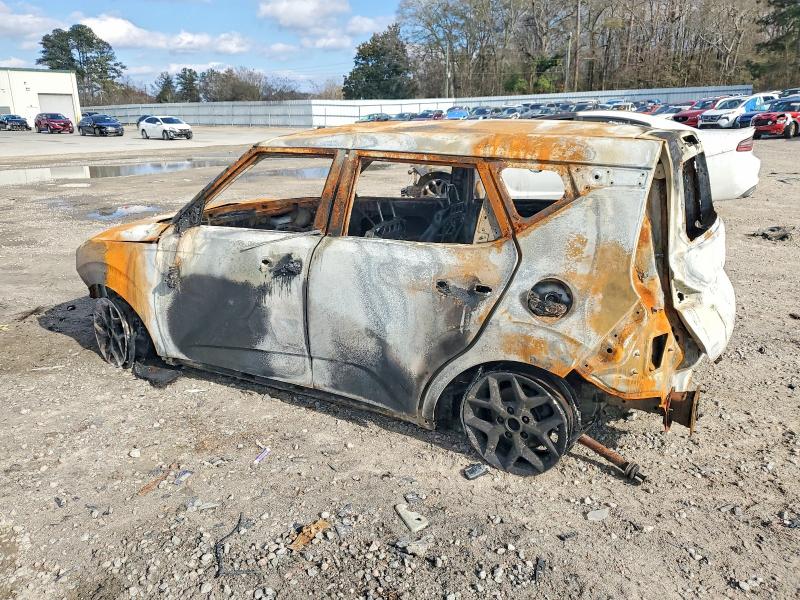 2025 Kia Soul VIN KNDJ23AU7S7949850 COPART salvage auction — BURN, Sc - Cert Of Title-Salvage Fire, sold $150 on 2026-07-06 (photo 2)