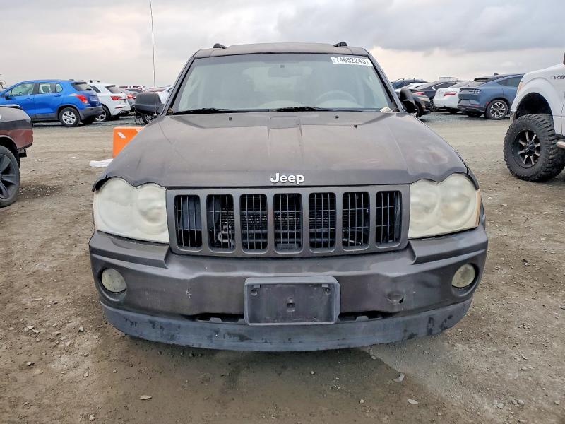 2006 Jeep Grand cherokee VIN 1J8GR48K26C306697 COPART salvage auction — WATER/FLOOD, Ca - Dis/Dlr/Exp Only Clean Title, sold $250 on 2026-07-02 (photo 5)