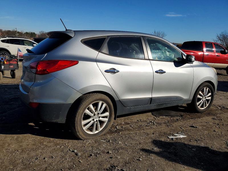 2013 Hyundai Tucson VIN KM8JU3AC0DU599883 COPART salvage auction — SIDE, Md - Cert Of Salvage > 75% Damage, sold $125 on 2026-07-21 (photo 3)