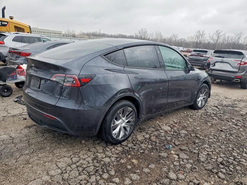 2024 Tesla Model y VIN 7SAYGDED4RF085606 COPART salvage auction — SIDE, MO - SALVAGE CERTIFICATE OF TITLE, sold $5,200 on 2026-07-28 (photo 3)