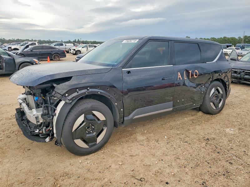 2026 Kia Ev9 VIN 5XYAB5S16TG011424 COPART salvage auction — SIDE, Salvage Title, sold $6,500 on 2026-07-24 (photo 1)