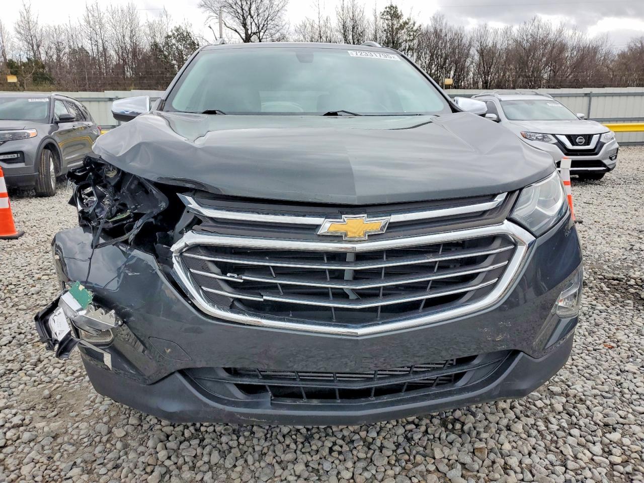 2018 Chevrolet Equinox VIN 2GNAXMEV0J6302528 COPART salvage auction — Front End, Sc - Salvage Title, sold $2,950 on 2026-07-09 (photo 5)