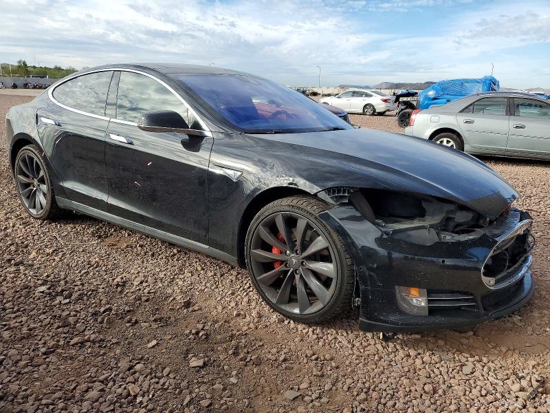2014 Tesla Model s VIN 5YJSA1H21EFP62246 COPART salvage auction — FRONT END, AZ - CERT OF TITLE - SALVAGE, sold $2,800 on 2026-07-09 (photo 4)