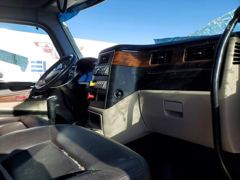 2023 Peterbilt - VIN 1XPBD49XXPD873079 COPART salvage auction — ROLLOVER, ID - SALVAGE CERTIFICATE OF TITLE, sold $6,800 on 2026-07-30 (photo 6)