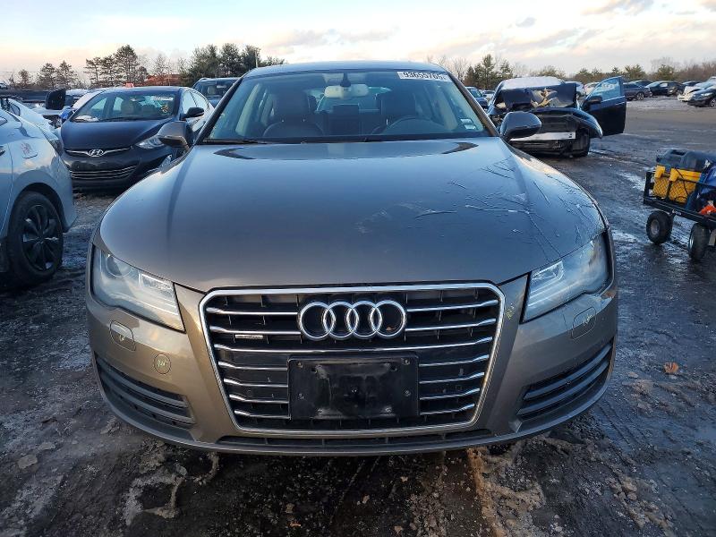 2013 Audi A7 VIN WAUYGAFCXDN069967 COPART salvage auction — MINOR DENT/SCRATCHES, Salvage Title, sold $3,450 on 2026-07-17 (photo 5)