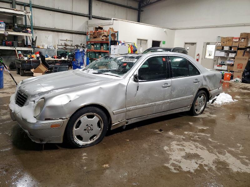 2000 Mercedes-benz E-class VIN WDBJF83J7YX040423 COPART salvage auction — ALL OVER, On - Permit No Brand - Unfit, sold $350 on 2026-07-09 (photo 1)