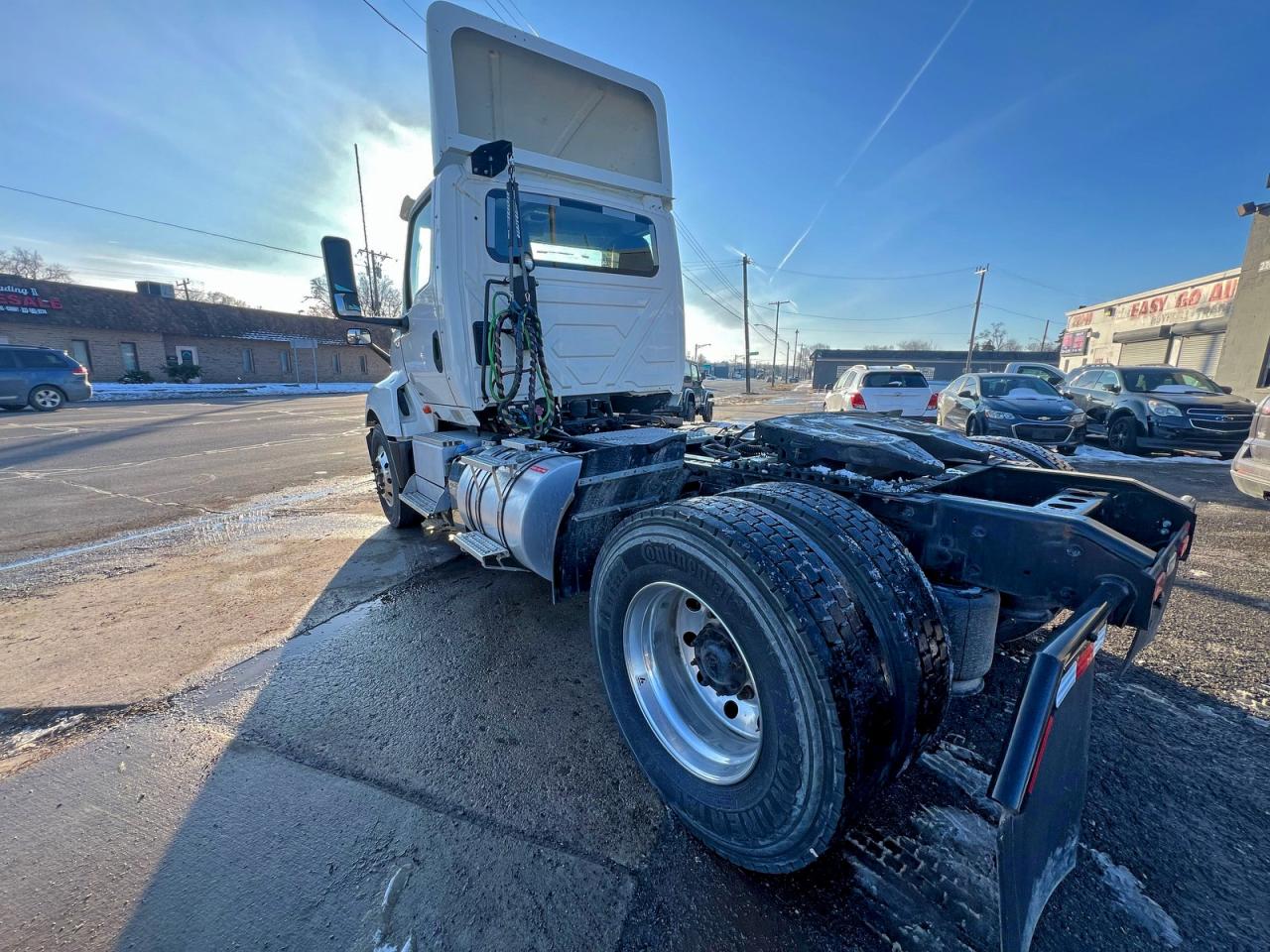 2023 International VIN 3HSDYTZN0PN749366 COPART salvage auction — Minor Dent/Scratches, MI - CERT OF TITLE-REBUILT SALVAGE (P), sold $1,900 on 2026-01-30 (photo 3)