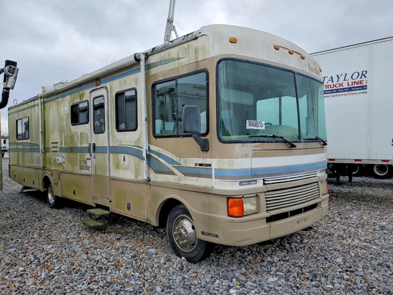 1999 Ford F-550 Super Duty VIN 3FCNF53S0XJA20966 COPART salvage auction — Normal Wear, MS - CERTIFICATE OF TITLE, sold $1,000 on 2026-07-01 (photo 1)