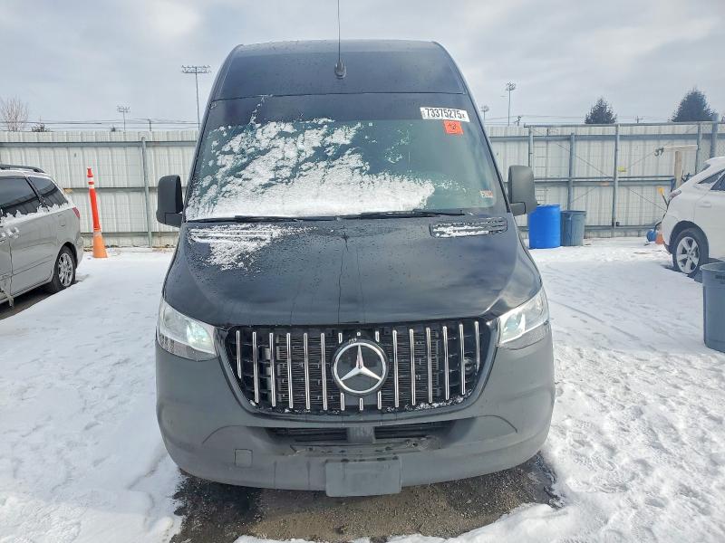 2021 Mercedes-benz Sprinter VIN W1W40CHY3MT052969 COPART salvage auction — REAR END, Md - Cert Of Salvage > 75% Damage, sold $12,900 on 2026-07-30 (photo 5)