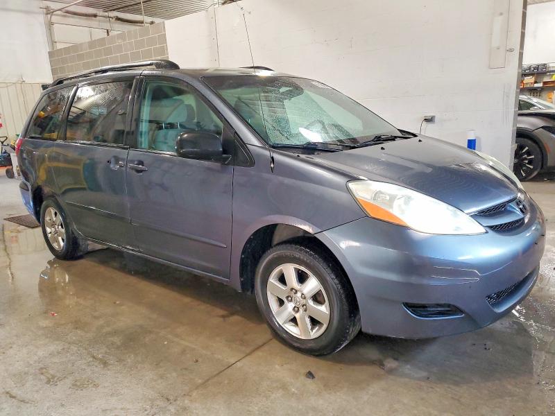 2006 Toyota Sienna VIN 5TDZA23C06S497322 COPART salvage auction — NORMAL WEAR, In - Certificate Of Title, sold $650 on 2026-07-14 (photo 4)