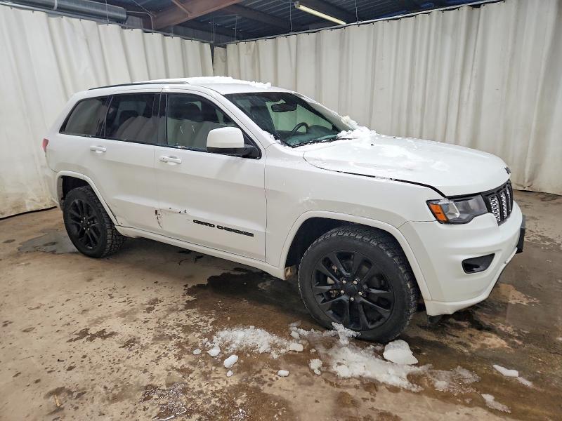 2018 Jeep Grand cherokee VIN 1C4RJFAG0JC351350 COPART salvage auction — MINOR DENT/SCRATCHES, La - Certificate Of Title, sold $5,700 on 2026-07-02 (photo 4)
