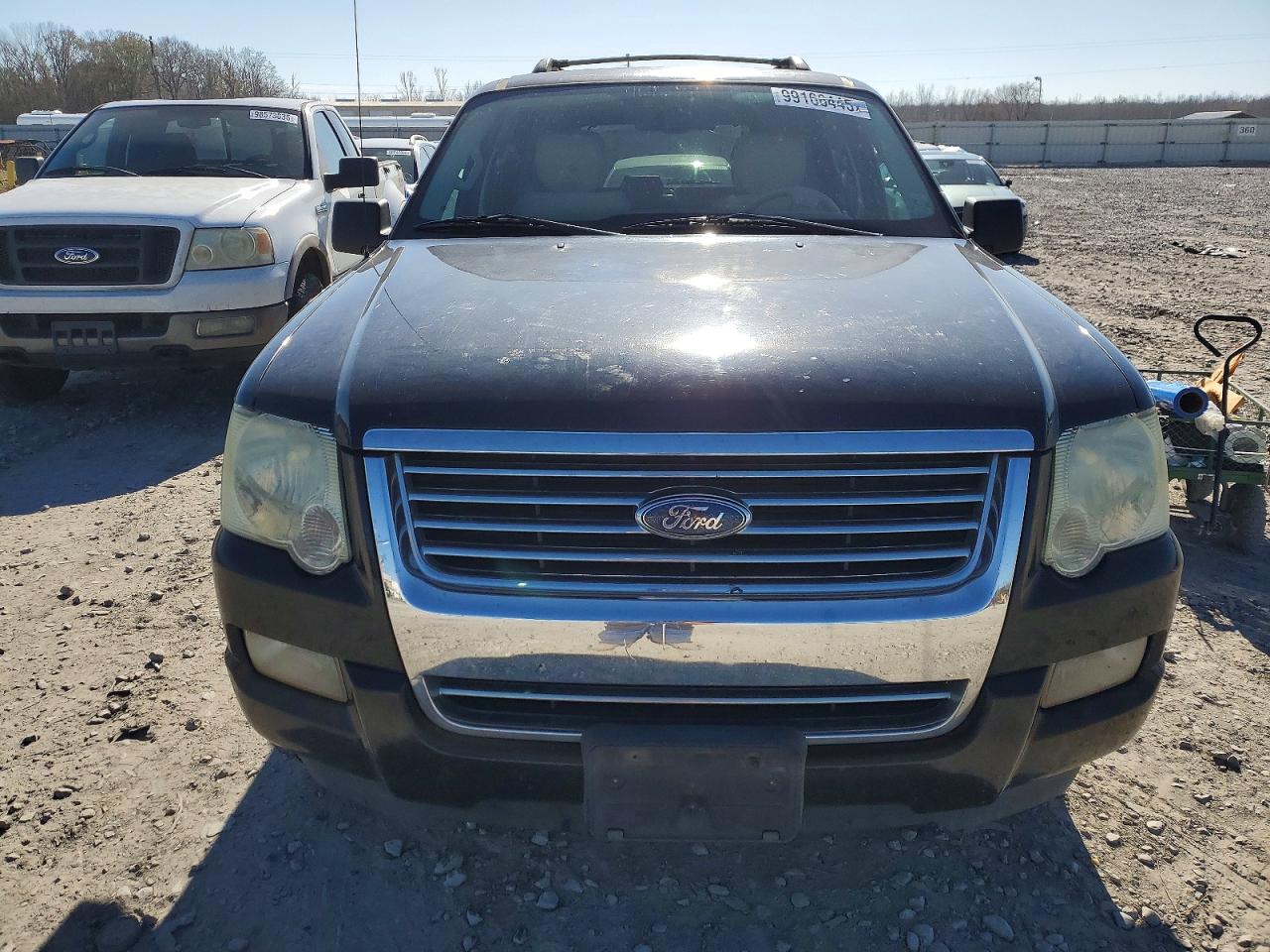 2008 Ford Explorer VIN 1FMEU63E88UB36767 COPART salvage auction — All Over, Ct - Clean Title, sold $550 on 2026-07-08 (photo 5)