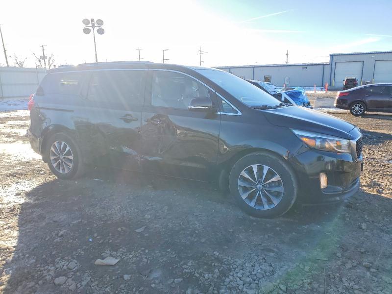 2017 Kia SEDONA VIN KNDMC5C14H6327858 COPART salvage auction — SIDE, In - Bill Of Sale - Parts Only, sold $1,450 on 2026-07-06 (photo 4)