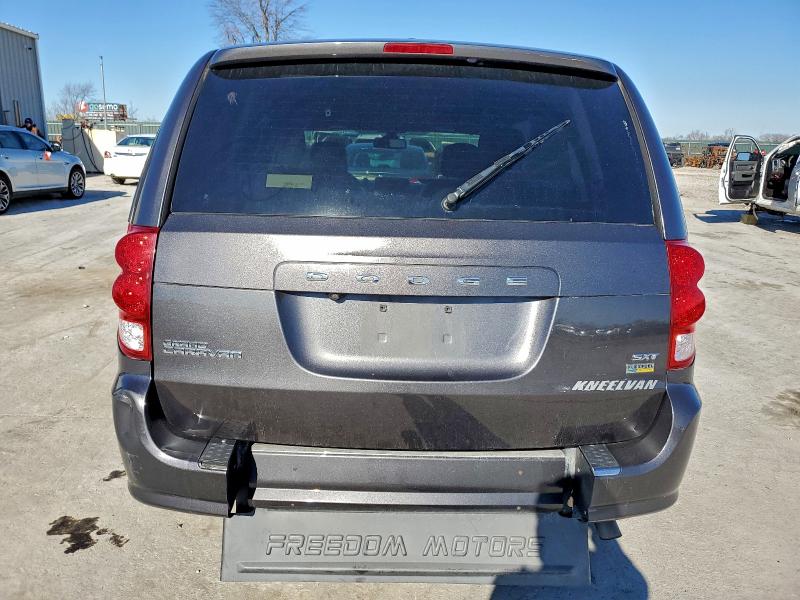 2019 Dodge Caravan VIN 2C4RDGCG8KR529363 COPART salvage auction — SIDE, Mo - Salvage Certificate Of Title, sold $5,700 on 2026-08-24 (photo 6)