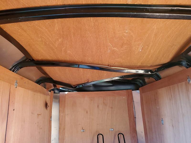 2016 Interstate Trailer VIN 4RAVS081XGK059551 COPART salvage auction — ROOF, CA - SALVAGE CERTIFICATE, sold $10 on 2026-07-30 (photo 6)