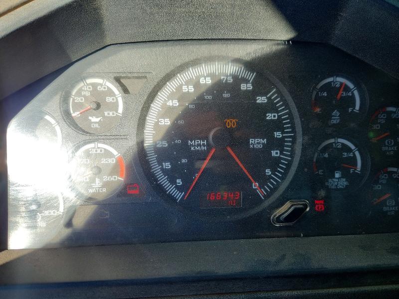2016 Caterpillar Ct660 VIN 3HTJGTKT0GN003428 COPART salvage auction — ALL OVER, CO - PUBLIC - SALVAGE TITLE, sold $9,200 on 2026-07-23 (photo 8)