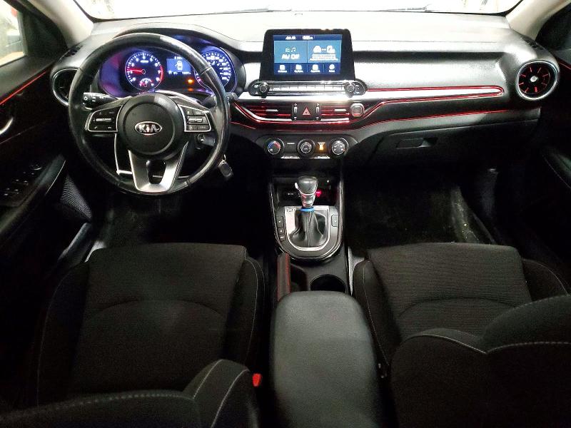 2019 Kia Forte VIN 3KPF54AD6KE053977 COPART salvage auction — REAR END, Salvage Title, sold $150 on 2026-07-30 (photo 8)