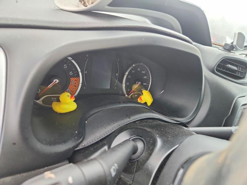 2020 Jeep Renegade VIN ZACNJBAB1LPM01857 COPART salvage auction — NORMAL WEAR, Me - Bill Of Sale - Parts Only, sold $3,050 on 2026-07-14 (photo 9)