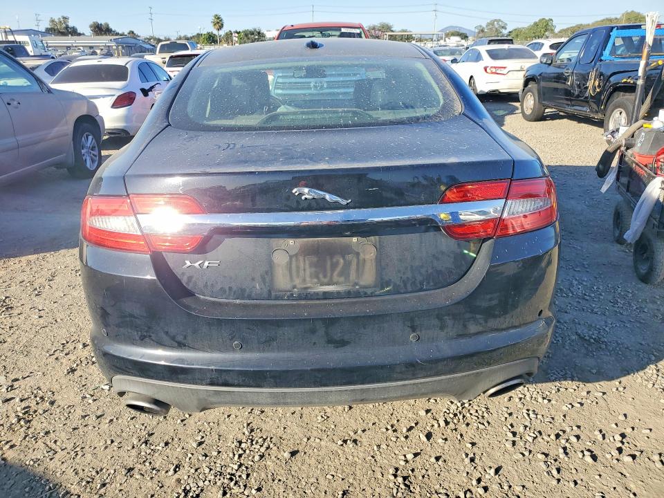 2012 Jaguar Xf VIN SAJWA0HB2CLS23934 COPART salvage auction — MINOR DENT/SCRATCHES, Ca - Dis/Dlr/Exp Only Clean Title, sold $350 on 2026-07-02 (photo 6)