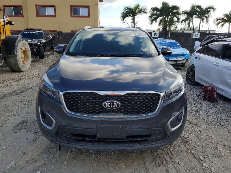 2018 Kia Sorento VIN 5XYPG4A38JG344438 COPART salvage auction — WATER/FLOOD, Fl - Cert Of Title-Slvg Rebld Flood, sold $3,600 on 2026-07-14 (photo 5)